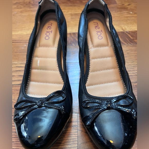 Me Too chunky heels.   Size 8.5. - Picture 1 of 4